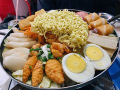 韩式鸡肉火锅-欧巴来了韩式料理