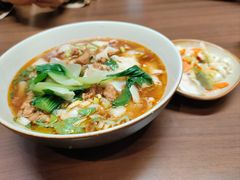 -顺溜·手工刀削面·黑金店(铜锣湾店)