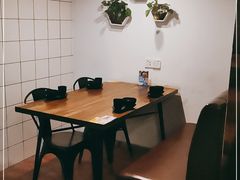 -靓蛙馆
