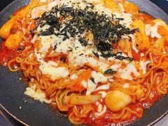 芝士拉面炒年糕-博欧姆新派韩国料理·炸鸡(艾尚店)
