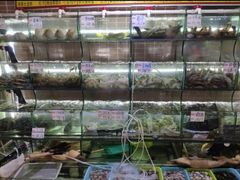 -覃记海鲜美食餐厅