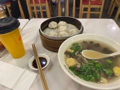 鸭血粉丝-百年尹氏汤包(湖南路狮子桥店)