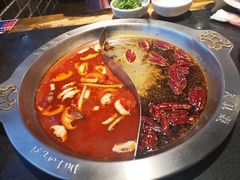 鸳鸯锅底（小锅）-大龙燚火锅(春熙店)