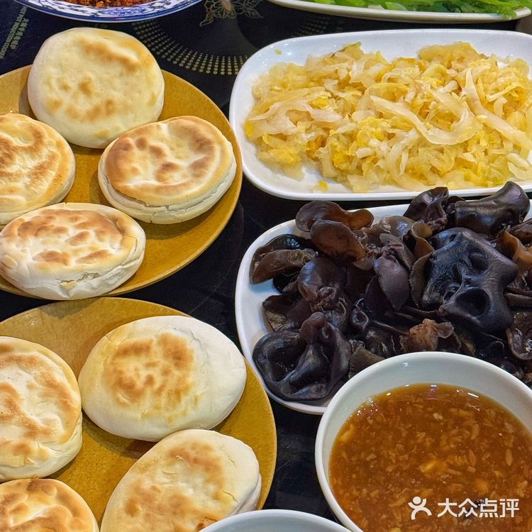 卧！西安真的好超前！油泼辣子涮肉 ！