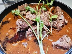 -运气牛自助酱大骨火锅(南京东路店)