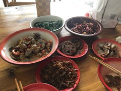 -老三样·美食研究中心(世贸路店)