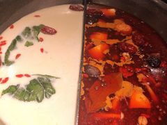 -湊湊火锅·茶憩(新中关购物中心店)
