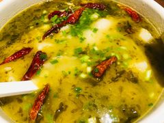 酸菜巴沙鱼-渝是乎酸菜鱼(龙旗购物中心店)