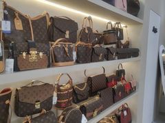 -六六奢品·vintage中古·回收二手奢侈品包包手表首饰(环球港店)