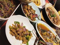 -那家老院子东北菜·饺子·小鸡炖蘑菇(艳华街店)