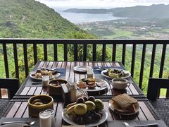-三亚亚龙湾人间天堂鸟巢度假村