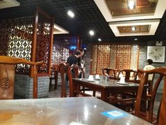 大堂-老兰家传统烧烤炒菜泡馍(小南门店)