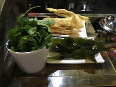 -怡品川宇火锅(宝立方店)