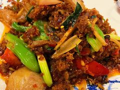 渣海椒回锅肉-黄桷树曹家私房菜(江与城店)