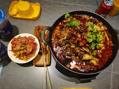 -新哥老官·畅吃123·美蛙世界(苏宁广场店)