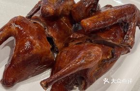 Shatian Braised Squab with Macau Roast Pork