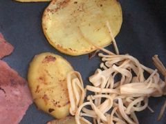 -豚豚猪村烤肉·韩国烤肉(总店)