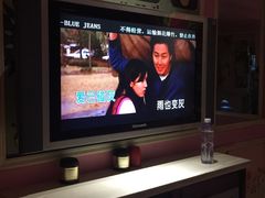 Blue jeans-xia yut-环球梦主题KTV(曲阳生活购物中心店)