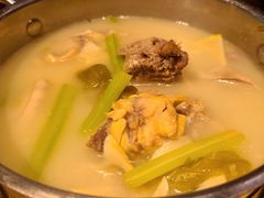 一品胡椒猪肚鸡-避风塘(百联东郊店)
