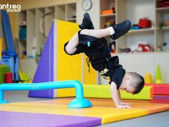 -玩胜青少儿体能(福田侨香中心)