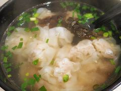 鲜肉小馄饨-大董锅贴(崇安寺店)