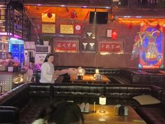 -喜鹊音乐酒馆(西街店)