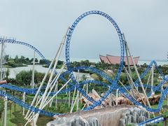 -七彩云南欢乐世界