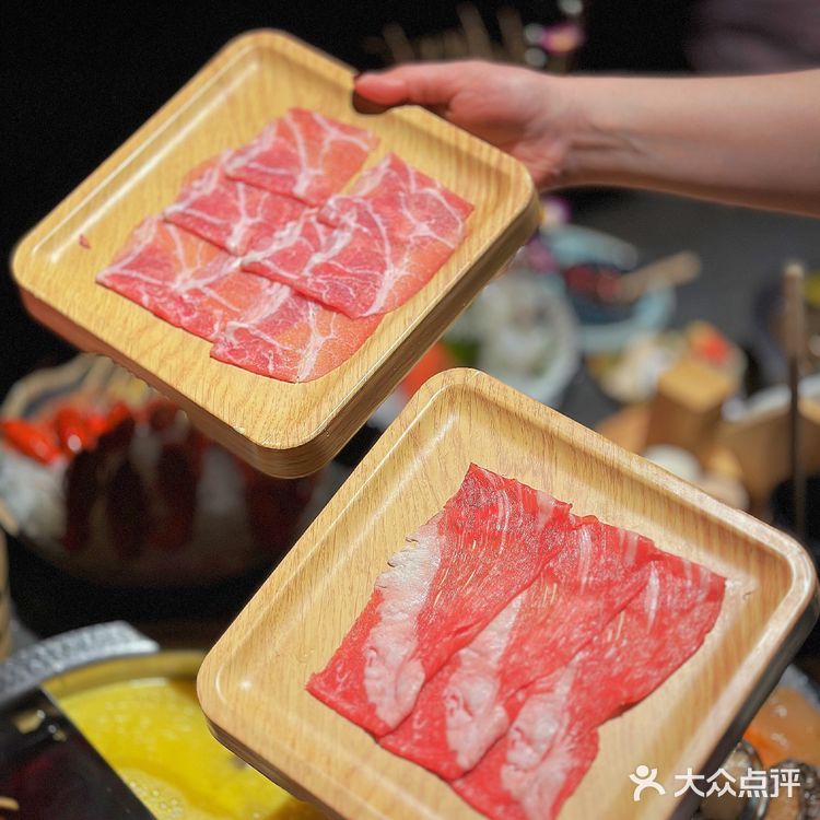 和牛自助还可以小龙虾🦞吃到饱!