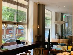 靠窗位-AO cafe＆bistro