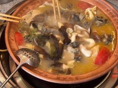 -阿婆情腊排骨火锅(金虹路店)