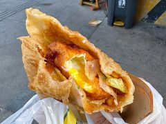 -小红车炸蛋葱油饼