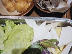 -贵府酸汤牛肉火锅·贵州老字号(飞山街店)
