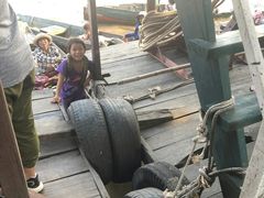-洞里萨湖