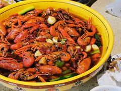 -休记光头香辣蟹干锅店(衣冠庙店)