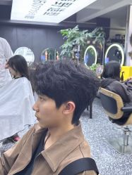 -藤野造型专业烫染接发