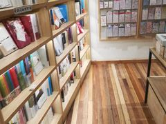 -猫的天空之城概念书店(杭州南宋御街店)