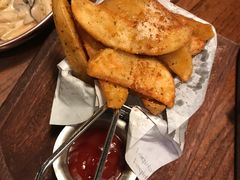 -I HOLIC艾豪丽披萨(KKone店)