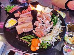 -豚豚家돈돈가韩国锅盖烤肉(新北万达店)