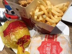 -肯德基(中纬店)