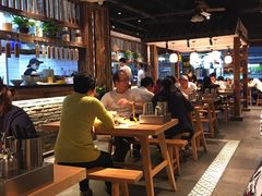 -弄堂咪道-饭香·面香·馄饨香(钦州北路田尚坊店)