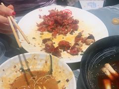 -肥肥虾庄·金牌油焖大虾(杨园滨江时代walk店)