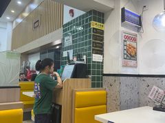 -万利港式茶餐厅