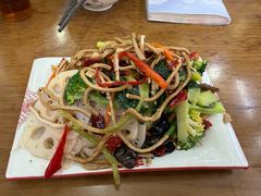 -秦君宝手擀菠菜面(金花路店)