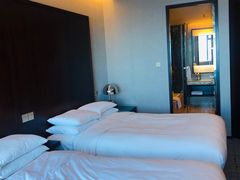 -上海龙之梦万丽酒店