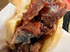 -闫家驴肉老店(华电一校店)