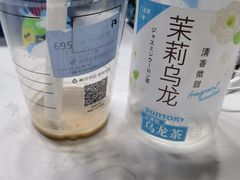 -瑞幸咖啡(绿地锦峰大厦店)