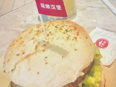 -必胜客(白石桥店)