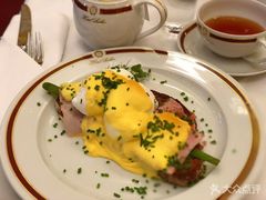 -Cafe Sacher(WIEN)