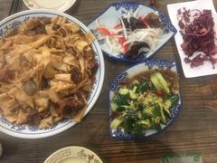 -壹阁胡羊焖饼(特色小吃街店)
