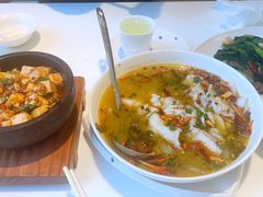 酸菜鱼饭-至潮餐厅精致粤菜·活鲈鱼·走地鸡(珠江新城店)